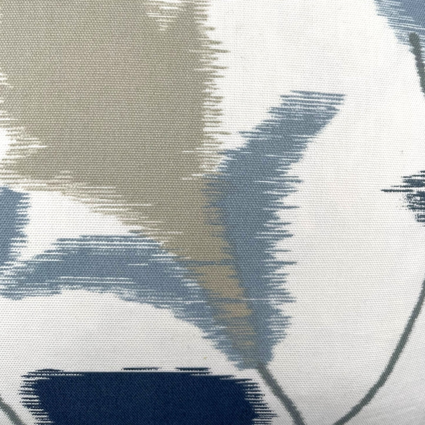 Pillow in English blue floral fabric with indigo Italian linen back