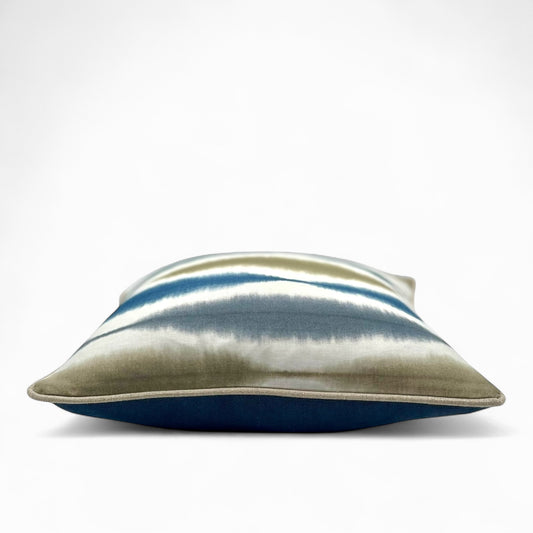 Pillow in English blue waves fabric with indigo Italian linen back