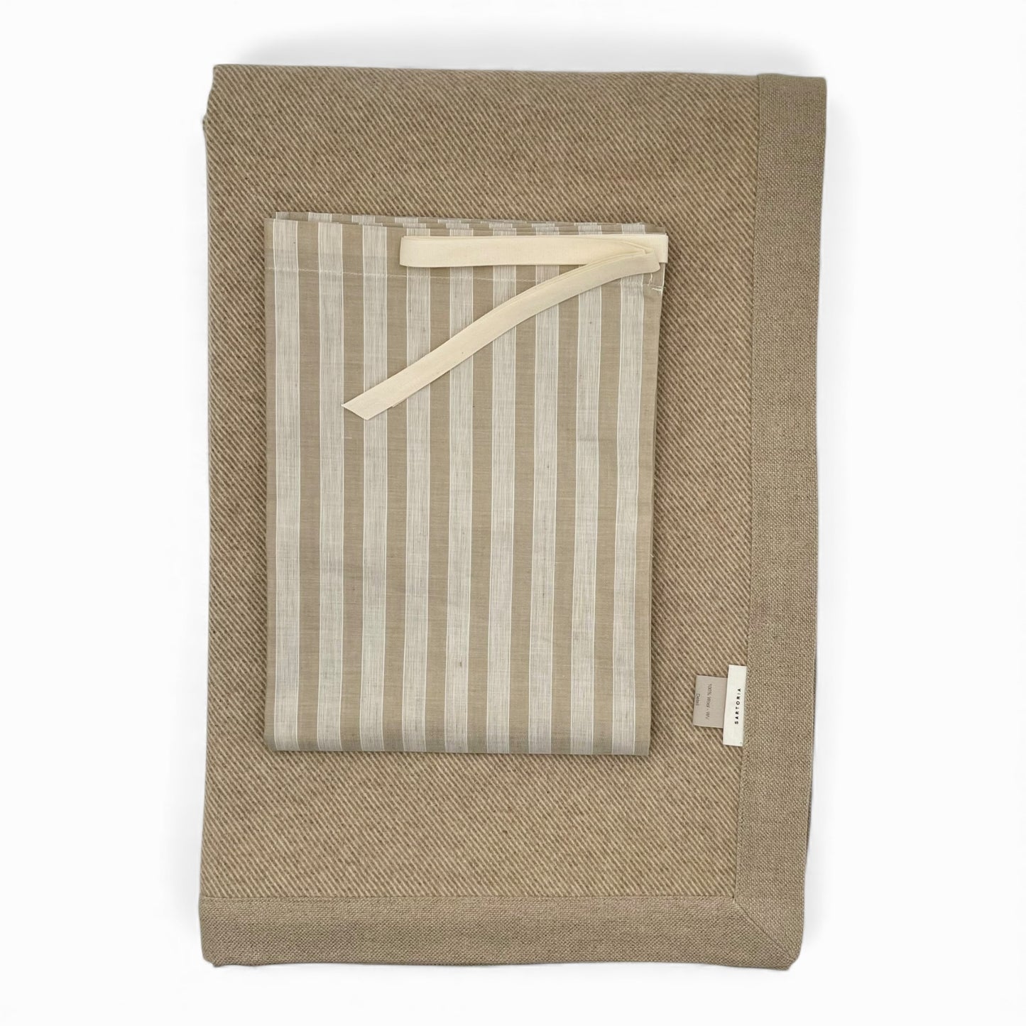 Blanket made with Italian Merino Virgin wool from Biella (Italy)