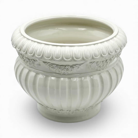 Vintage Mottahedeh Museum Reproduction ceramic planter