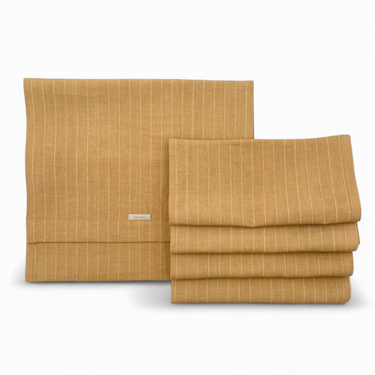 Set of four dinner napkins