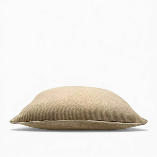 Pillow made with 100% Italian Merino Virgin Wool from Biella (Italy)