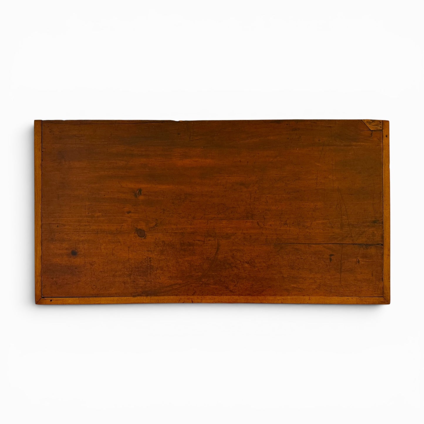 Antique American Federal cherry chest of drawer