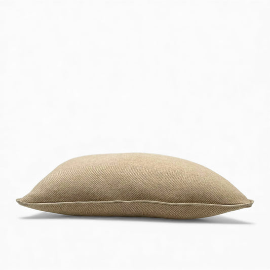 Pillow made with 100% Italian Merino Virgin Wool from Biella (Italy)