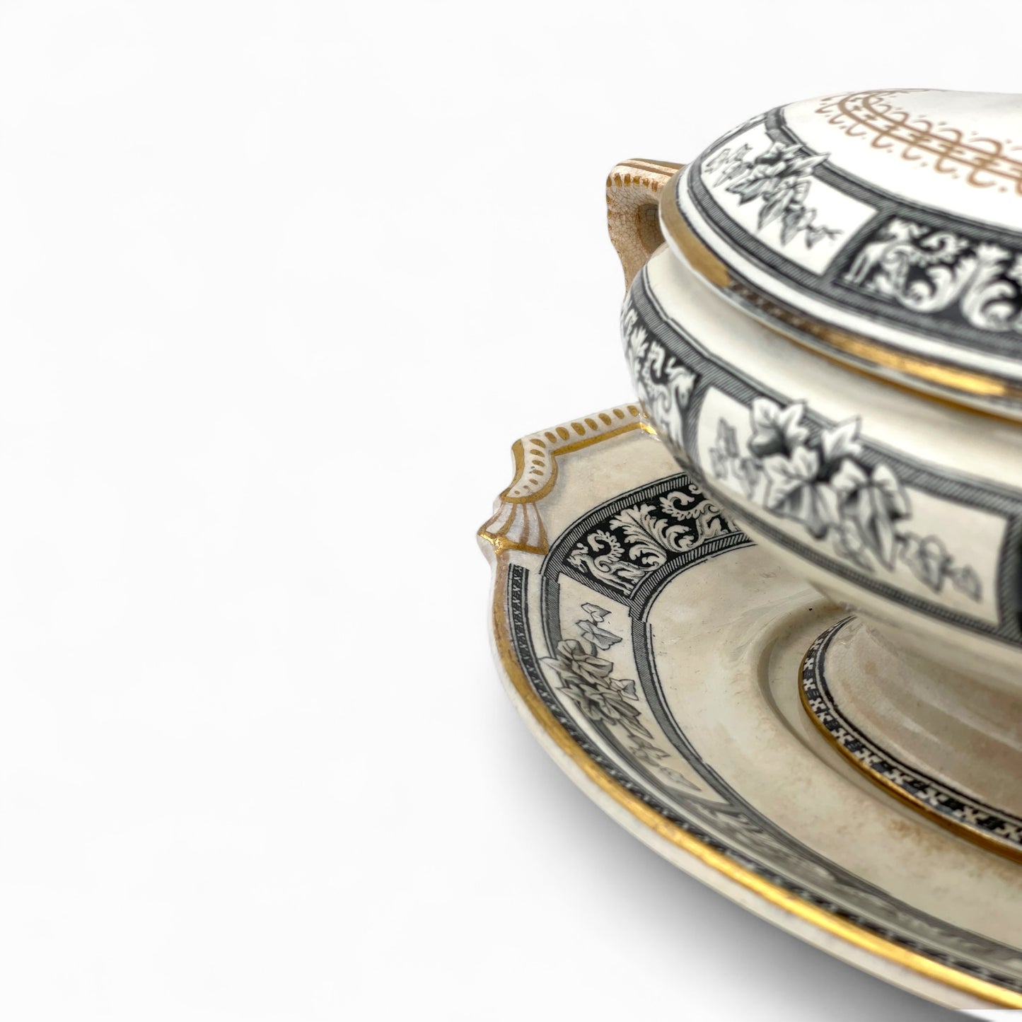 Vintage transferware tureen