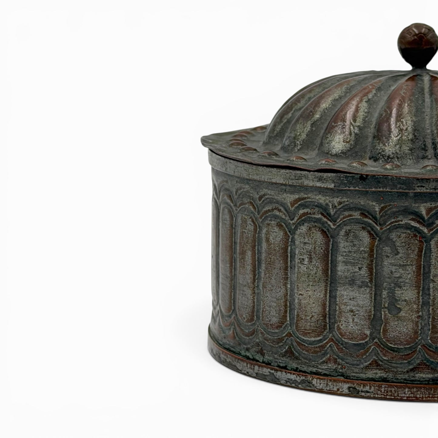 Antique copper alloy trinket box with lid