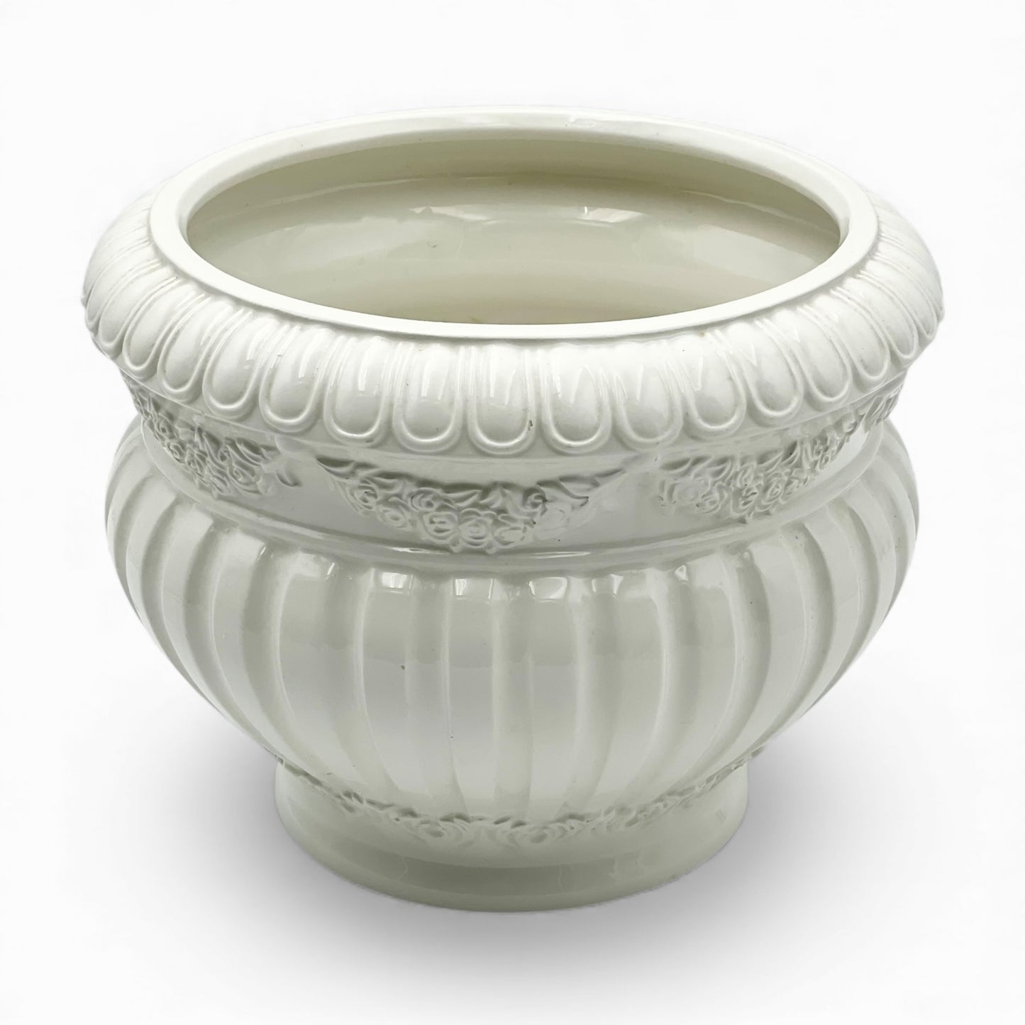 Vintage Mottahedeh Museum Reproduction ceramic planter