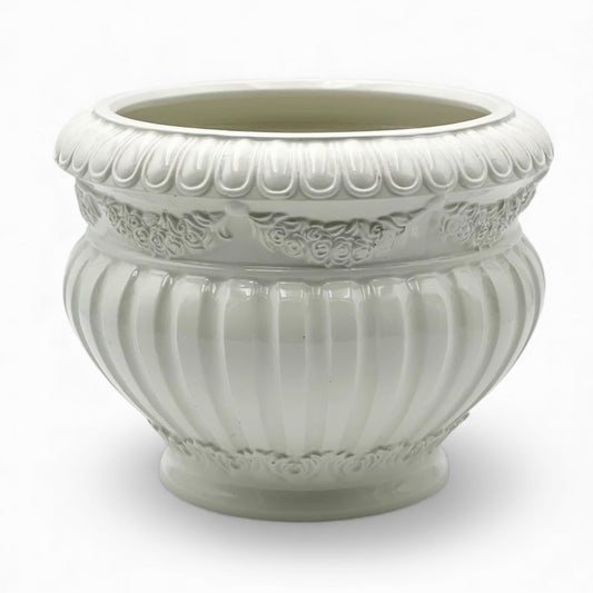 Vintage Mottahedeh Museum Reproduction ceramic planter