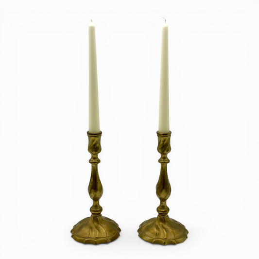 Pair of vintage brass candlesticks with twisted stem