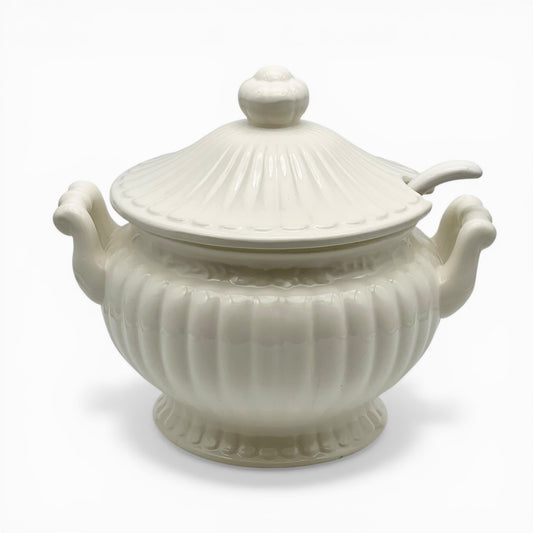 Vintage Japanese soup tureen